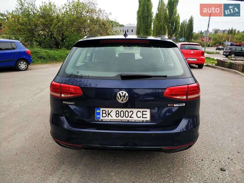 Универсал Volkswagen Passat 2015 в Ровно