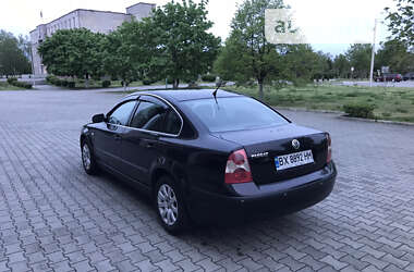 Седан Volkswagen Passat 2002 в Нетешине