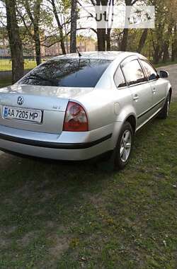 Седан Volkswagen Passat 2004 в Прилуках