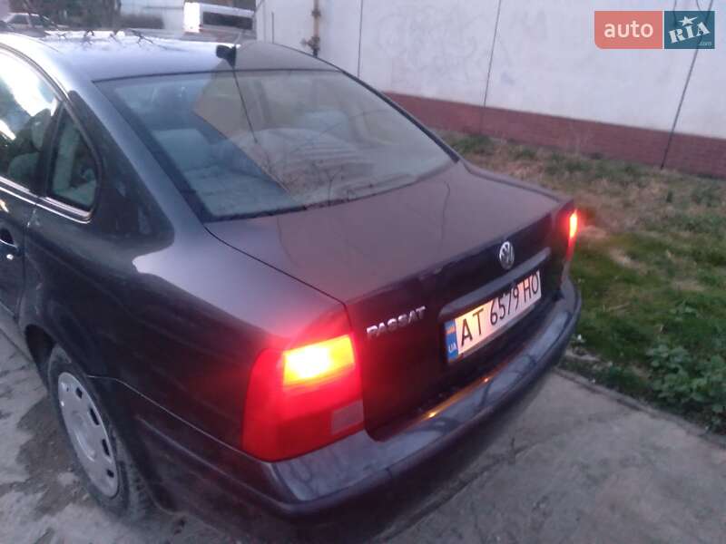 Седан Volkswagen Passat 2000 в Богородчанах