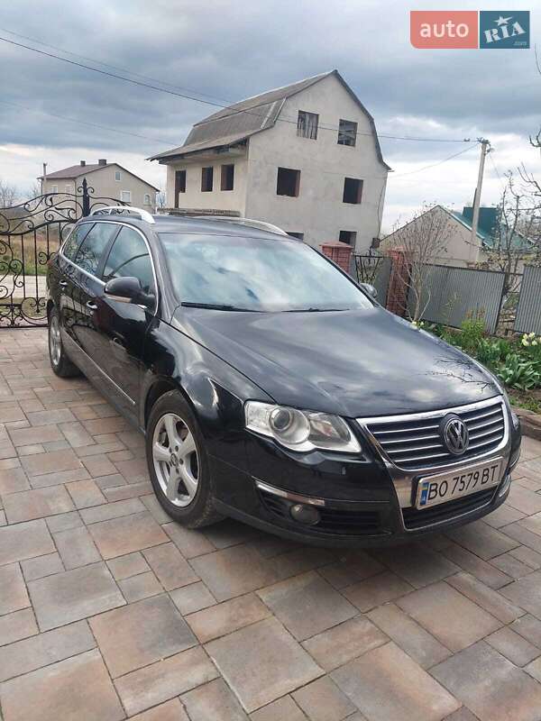 Универсал Volkswagen Passat 2010 в Борщеве