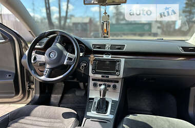 Седан Volkswagen Passat 2013 в Тернополе