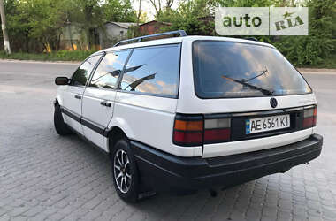 Универсал Volkswagen Passat 1989 в Запорожье