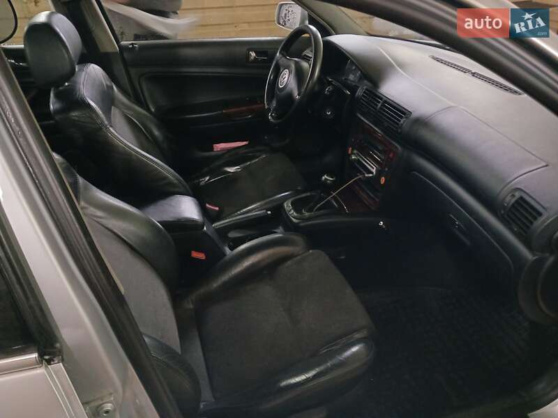 Седан Volkswagen Passat 2003 в Белой Церкви