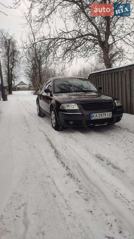 Седан Volkswagen Passat 2003 в Чернигове