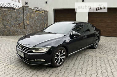 Седан Volkswagen Passat 2015 в Хмельницькому