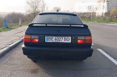 Седан Volkswagen Passat 1991 в Николаеве