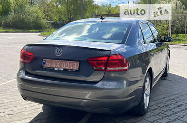 Седан Volkswagen Passat 2013 в Луцьку