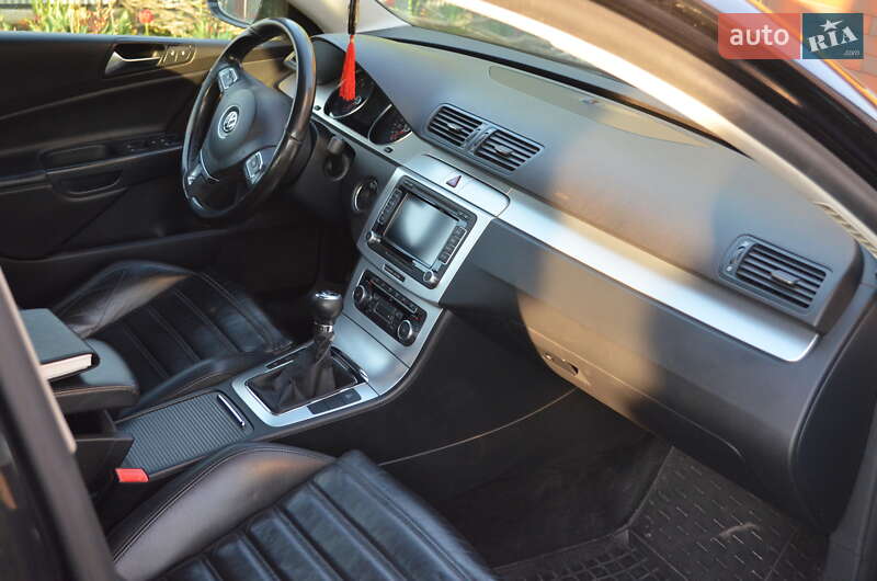Универсал Volkswagen Passat 2010 в Борщеве
