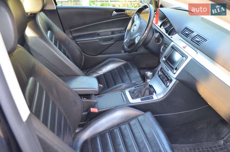 Универсал Volkswagen Passat 2010 в Борщеве