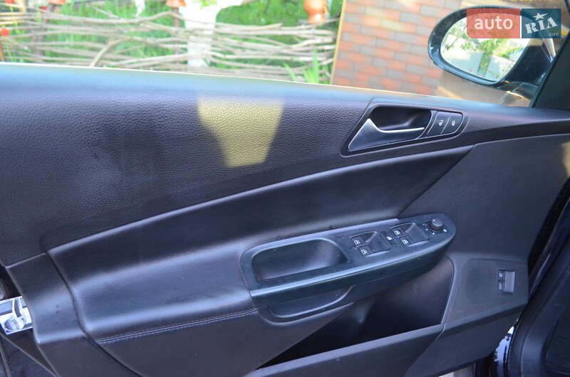 Универсал Volkswagen Passat 2010 в Борщеве