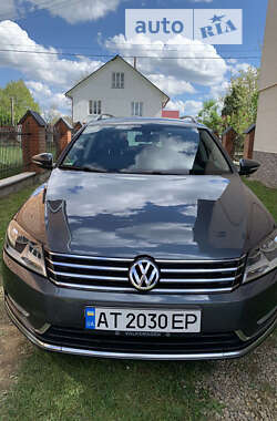 Универсал Volkswagen Passat 2011 в Долине