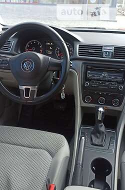 Седан Volkswagen Passat 2014 в Харькове