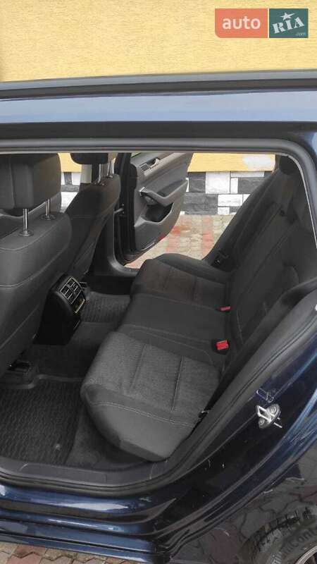 Универсал Volkswagen Passat 2015 в Львове