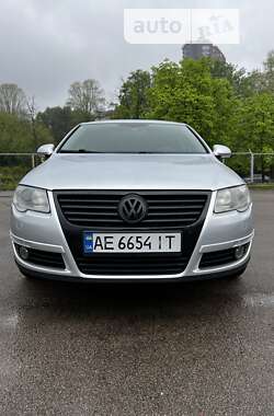 Седан Volkswagen Passat 2008 в Киеве