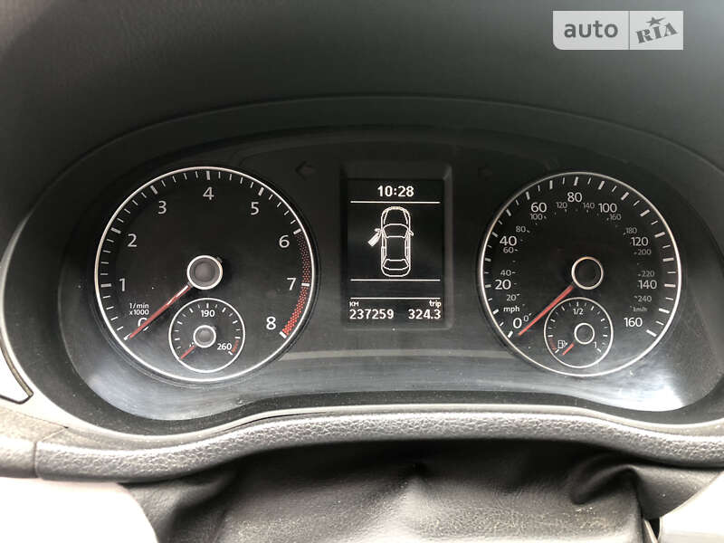 Седан Volkswagen Passat 2012 в Лысянке