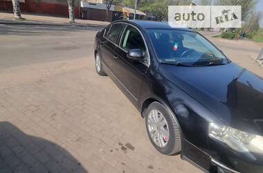 Седан Volkswagen Passat 2009 в Покровске