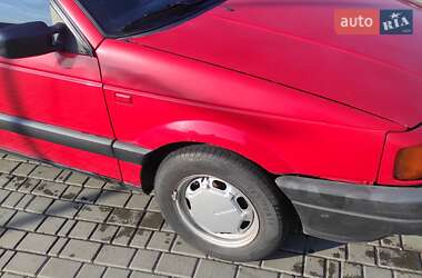 Универсал Volkswagen Passat 1988 в 