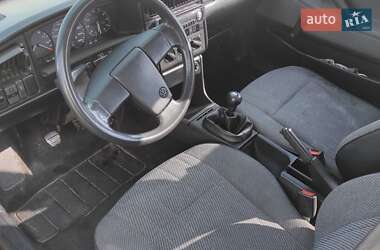 Универсал Volkswagen Passat 1988 в 