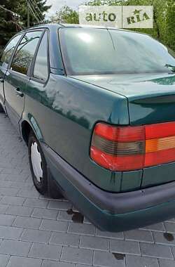 Седан Volkswagen Passat 1996 в Бершади