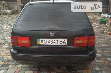 Универсал Volkswagen Passat 1994 в Виноградове