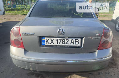 Седан Volkswagen Passat 2002 в Харькове