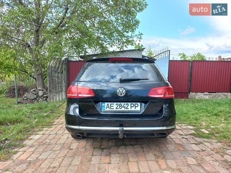 Універсал Volkswagen Passat 2011 в Марганці