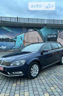 Универсал Volkswagen Passat 2013 в Луцке