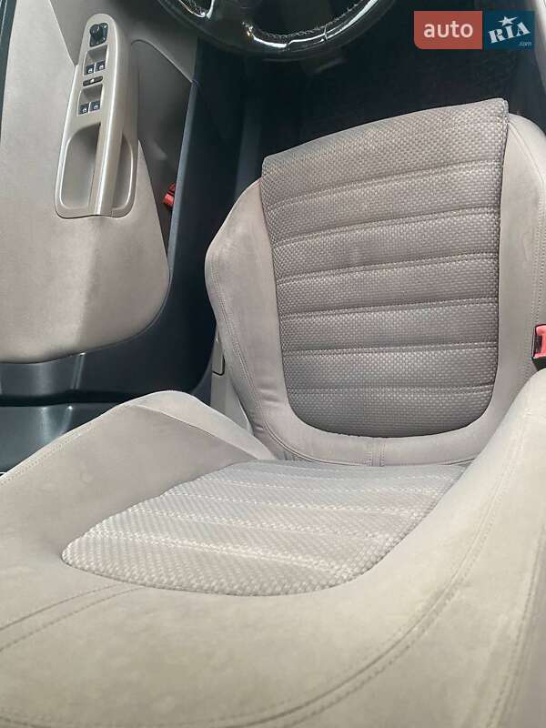 Универсал Volkswagen Passat 2009 в Терновке