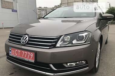 Универсал Volkswagen Passat 2013 в Харькове