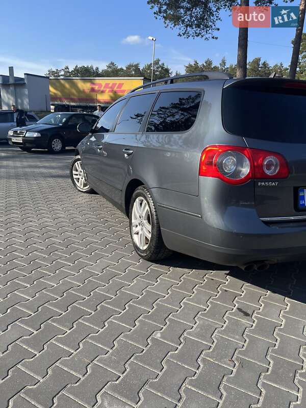 Универсал Volkswagen Passat 2008 в Маневичах