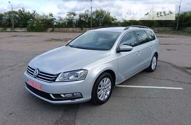 Універсал Volkswagen Passat 2012 в Луцьку