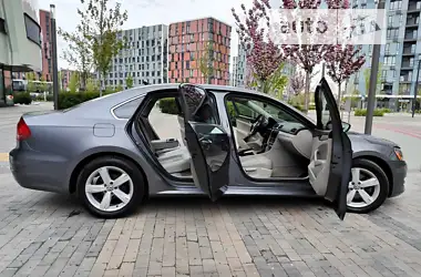 Volkswagen Passat 2012