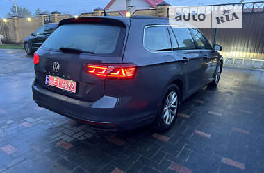 Универсал Volkswagen Passat 2020 в Житомире