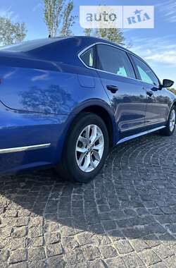 Седан Volkswagen Passat 2016 в Дніпрі