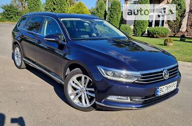 Универсал Volkswagen Passat 2016 в Жовкве