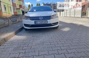 Седан Volkswagen Passat 2013 в Хмельницькому