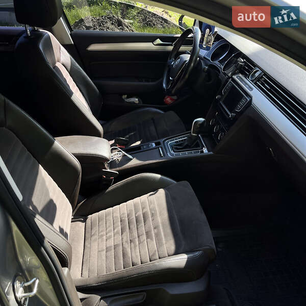 Универсал Volkswagen Passat 2015 в Киеве