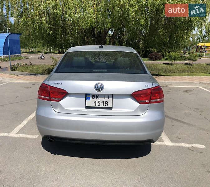 Седан Volkswagen Passat 2014 в Здолбунове