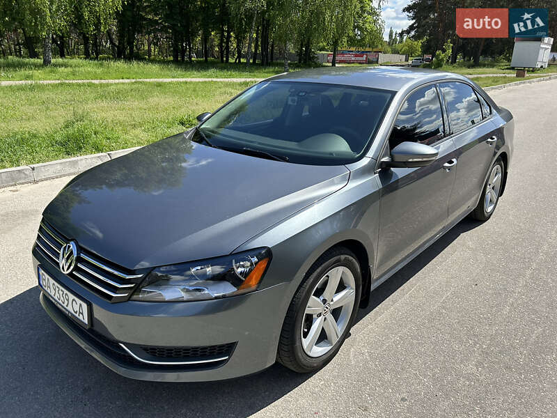 Volkswagen Passat 2011