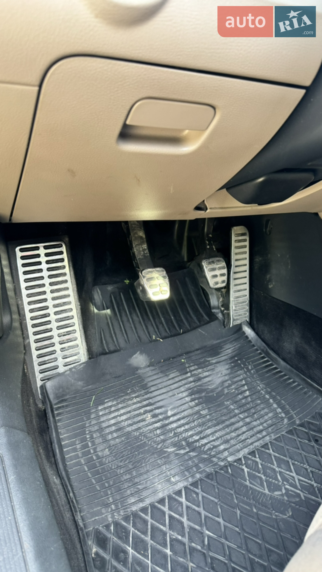2010 Volkswagen Passat - мініатюра 16