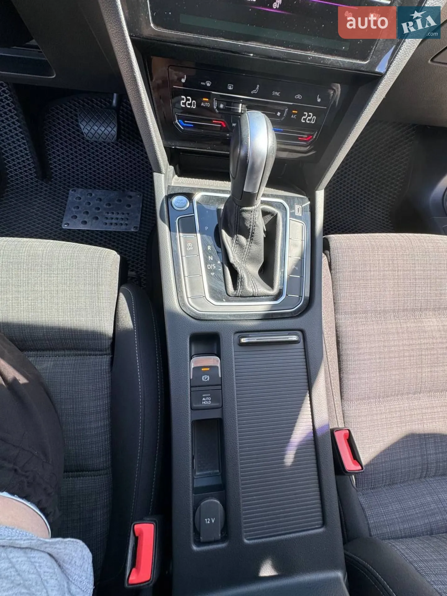 2019 Volkswagen Passat - мініатюра 18