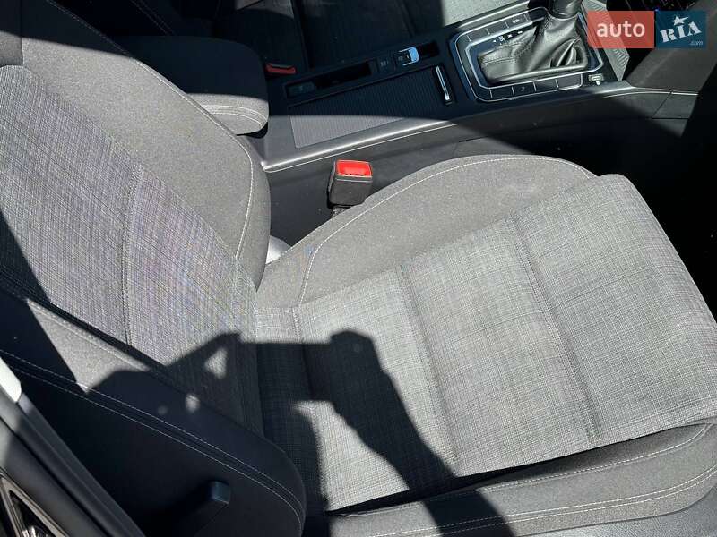 Универсал Volkswagen Passat 2019 в Днепре