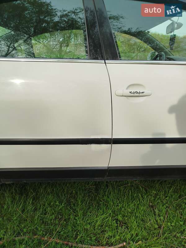 Седан Volkswagen Passat 2004 в Кропивницькому