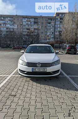 Седан Volkswagen Passat 2012 в Одесі