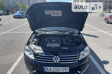Универсал Volkswagen Passat 2011 в Киеве