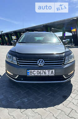 Універсал Volkswagen Passat 2012 в Стрию