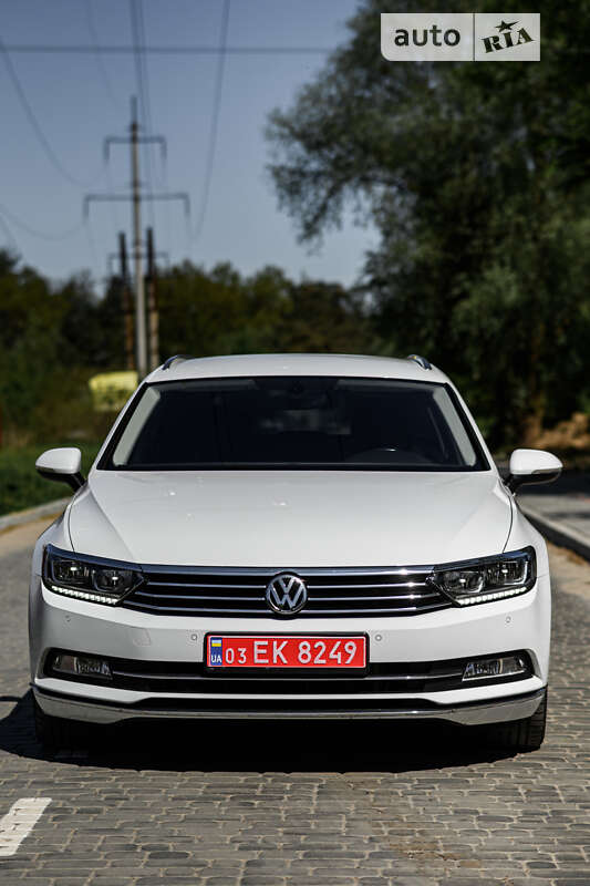 Универсал Volkswagen Passat 2019 в Львове