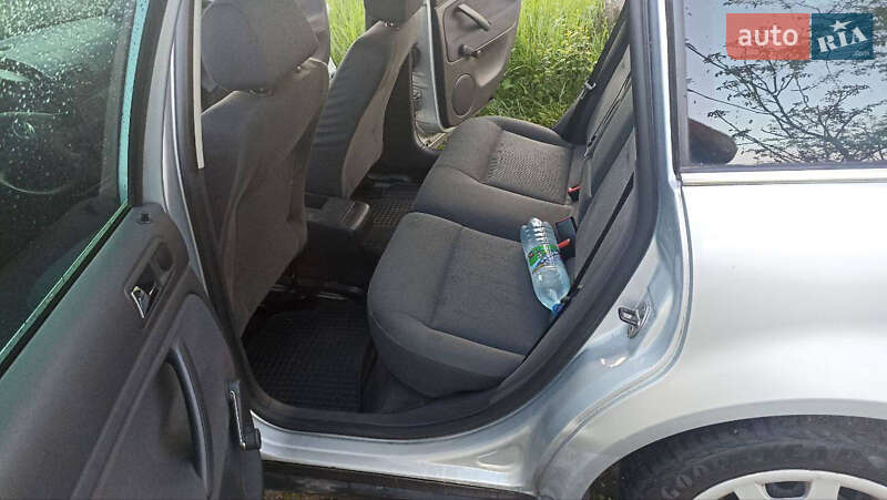 Универсал Volkswagen Passat 2005 в Буче