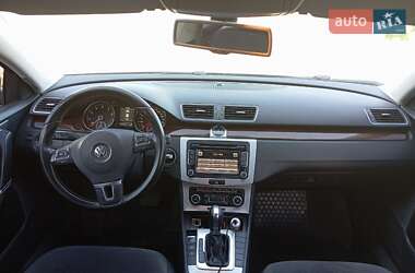 Седан Volkswagen Passat 2011 в Николаеве